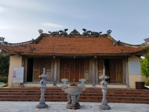 Đền thờ Lý Nam Đế