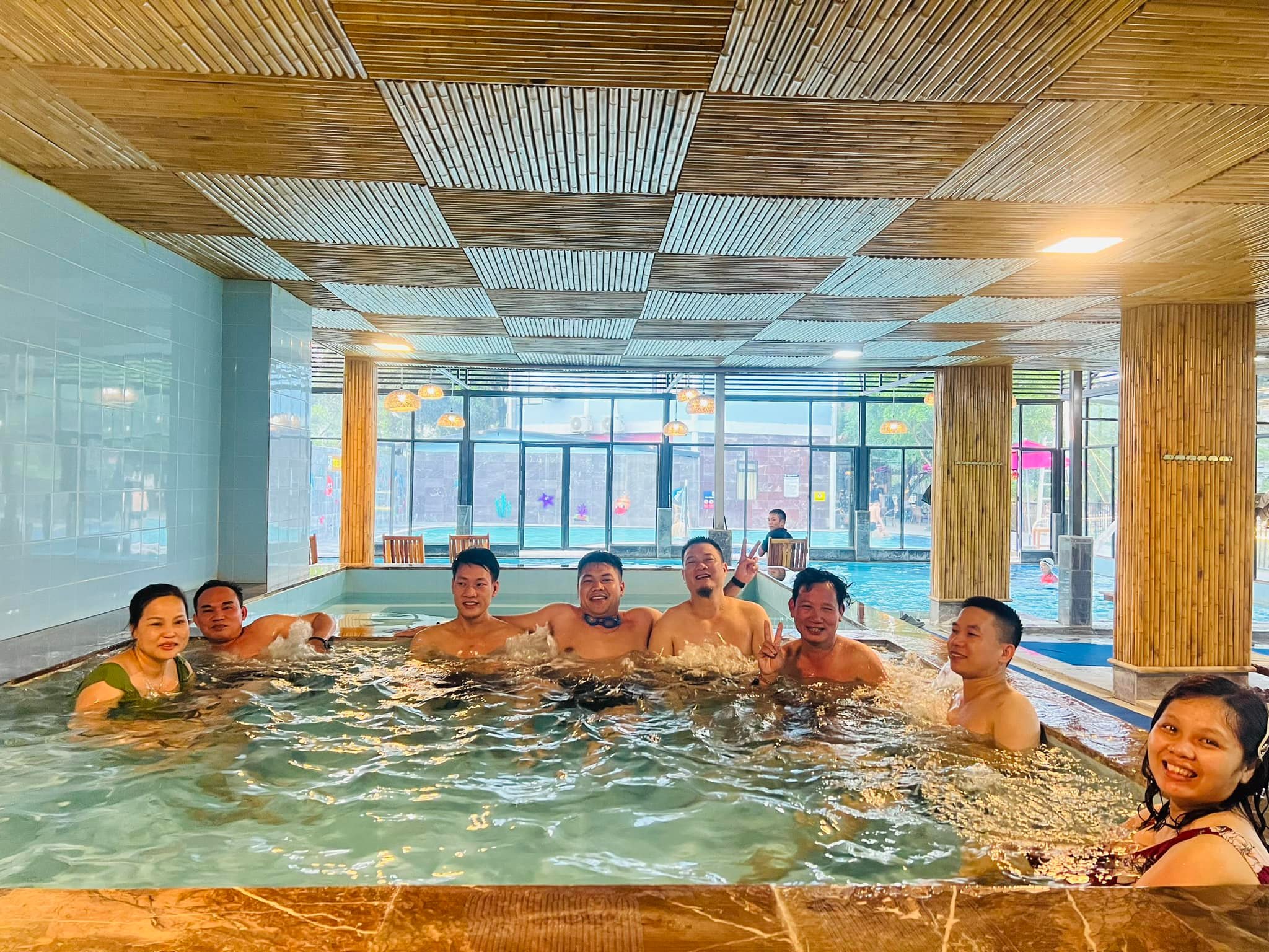 Về Thanh Thủy trải nghiệm tắm khoáng nóng ở đâu?