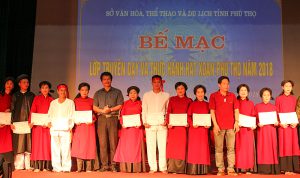 Bế mạc lớp Truyền dạy và Thực hành Hát Xoan năm 2018