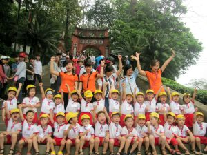 Khám phá, trải nghiệm các điểm tham quan tại Khu Di tích lịch sử Quốc Gia đặc biệt Đền Hùng nhằm tăng cường giáo dục cho học sinh về cội nguồn dân tộc…