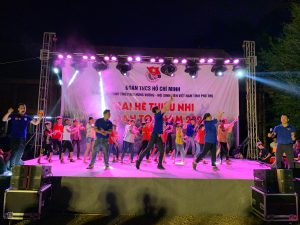 Sôi động không khí trại hè thiếu nhi Đất Tổ