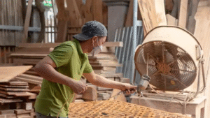 Lưu giữ tinh hoa nghề mộc truyền thống