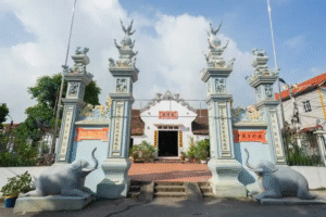 Về đình Khả Do mua “tư văn”