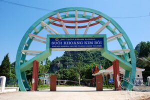 SUỐI KHOÁNG NÓNG KIM BÔI