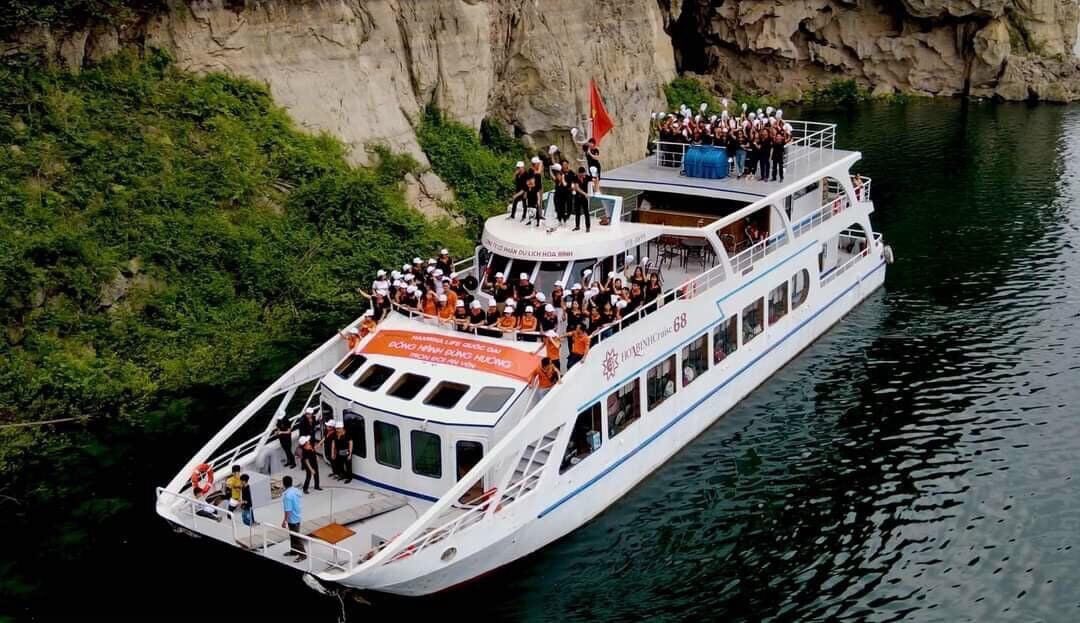 Du Lịch Lòng Hồ Hòa Bình 1 Ngày