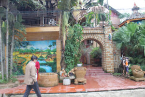 Nhà hàng Cội nguồn