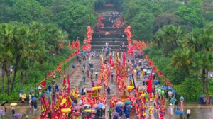 Đặc sắc lễ rước kiệu của các xã, phường khu vực Đền Hùng