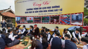 Tour du lịch học đường