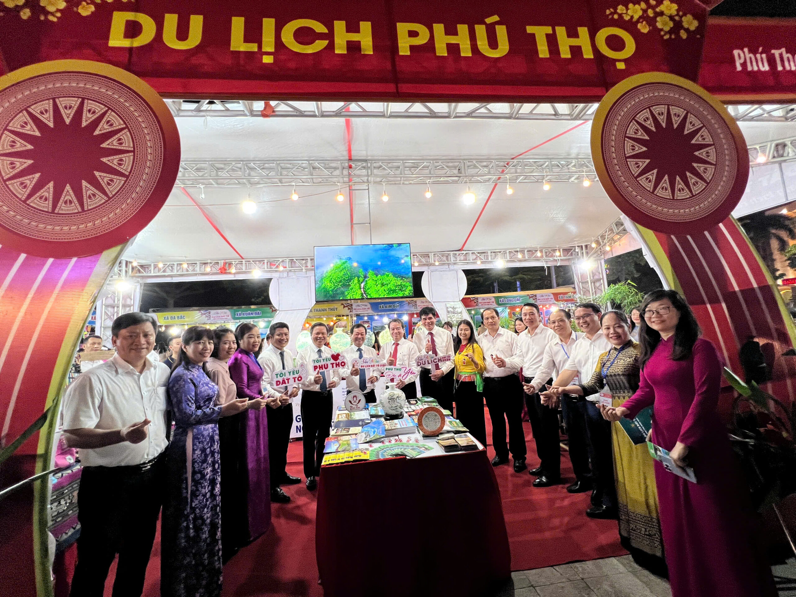Quảng bá Du lịch Phú Thọ tại sự kiện Sắc màu Du lịch Đất Tổ 2026