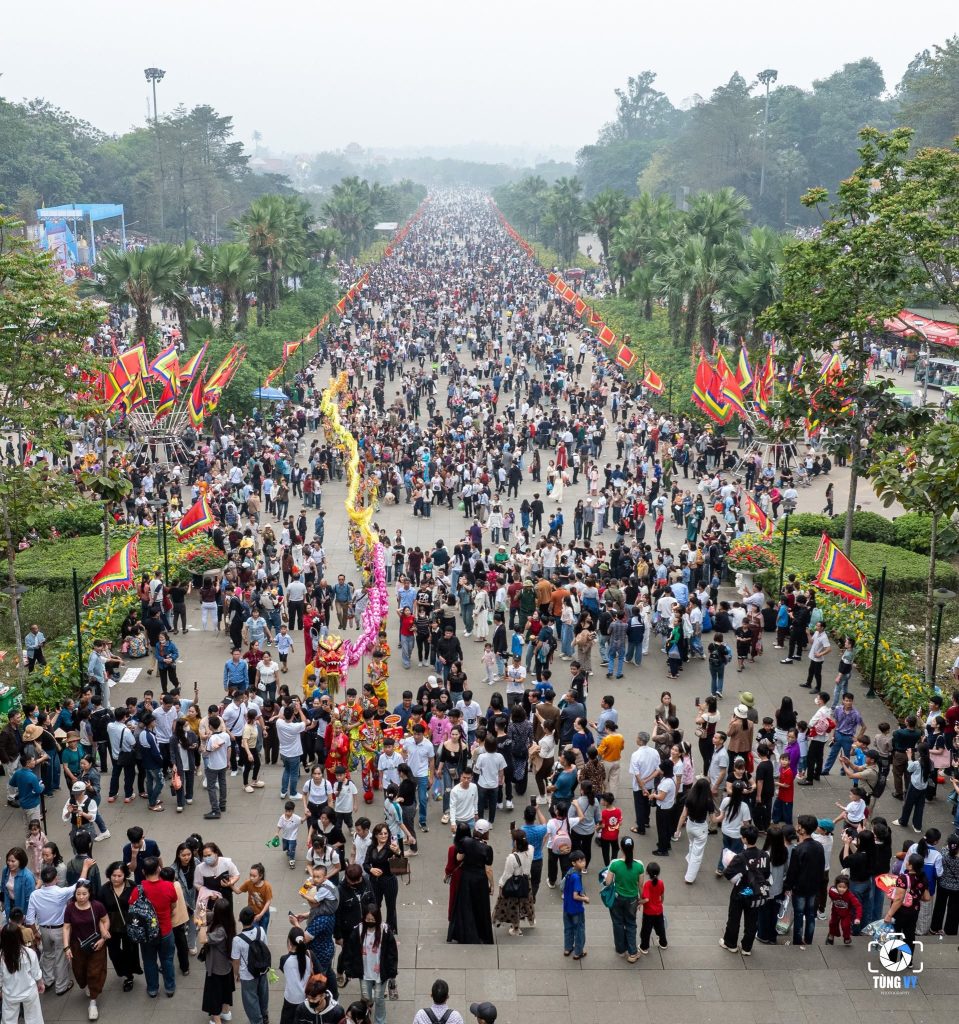 Phú Thọ đón hơn 10,5 triệu lượt khách du lịch trong 6 tháng đầu năm 2026