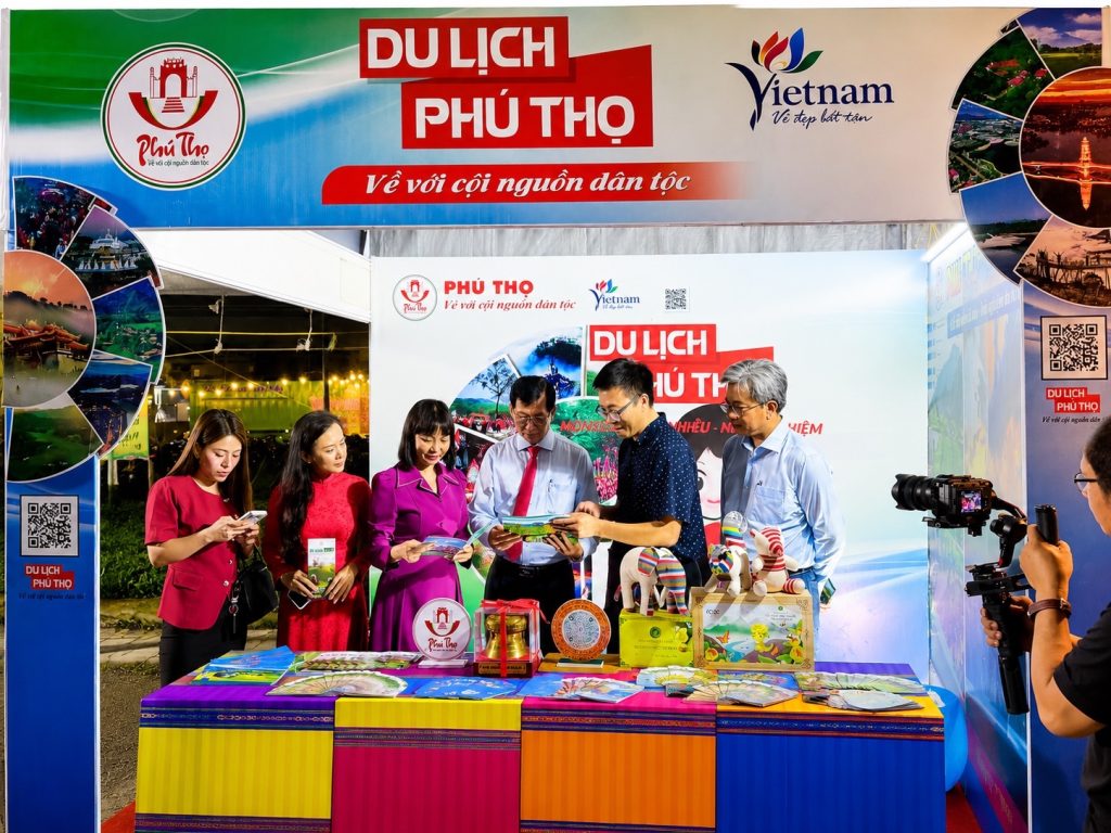 Du lịch Phú Thọ tham gia giới thiệu, quảng bá, xúc tiến du lịch tại  Ngày hội Bánh dân gian Nam Bộ – An Giang