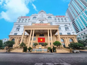 Nhà hàng Sen Vàng