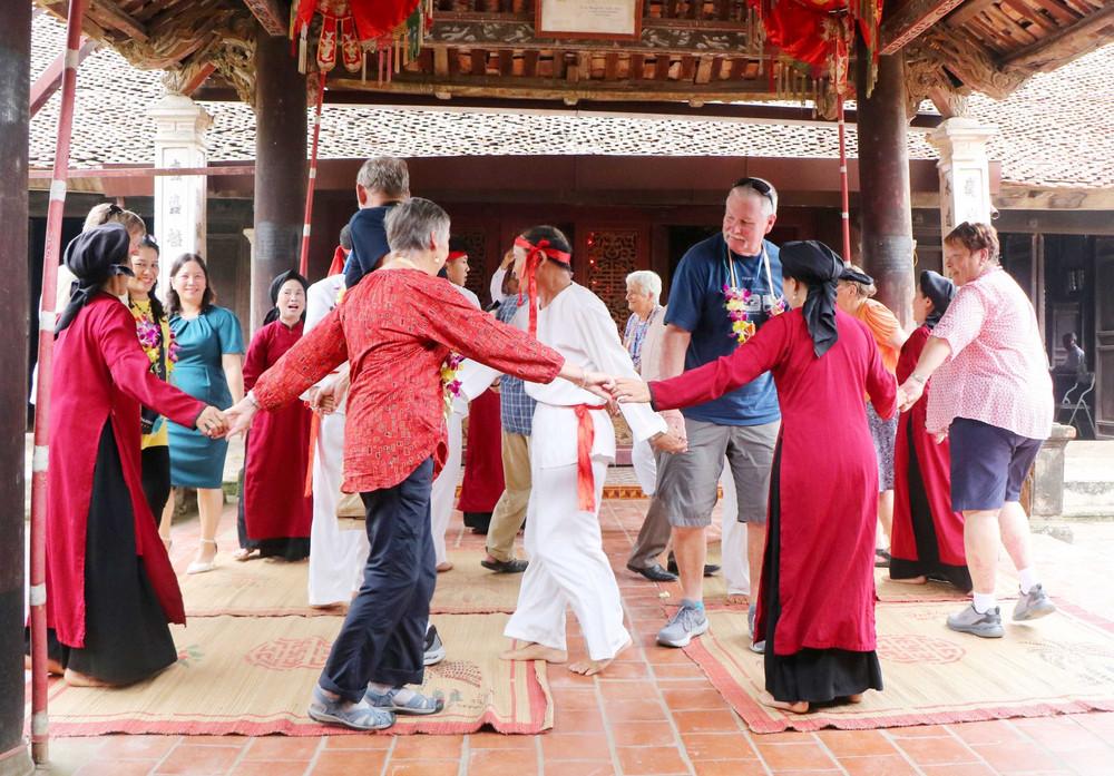 Hùng Lô – Đánh thức sức sống di sản trong không gian văn hóa cộng đồng Đất Tổ