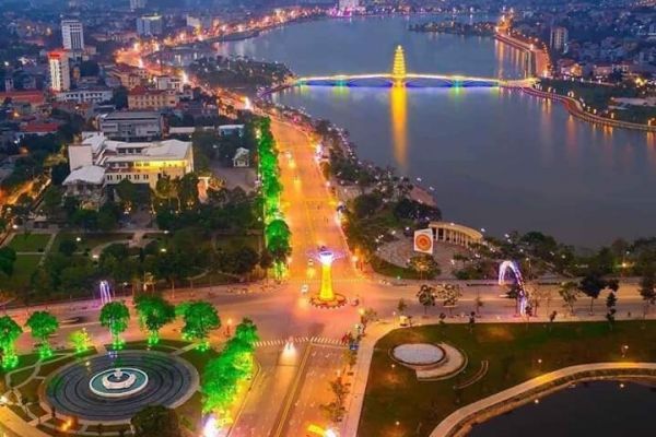 Việt Trì lung linh thành phố lễ hội