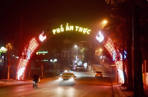 Phố ẩm thực Tiên Dung